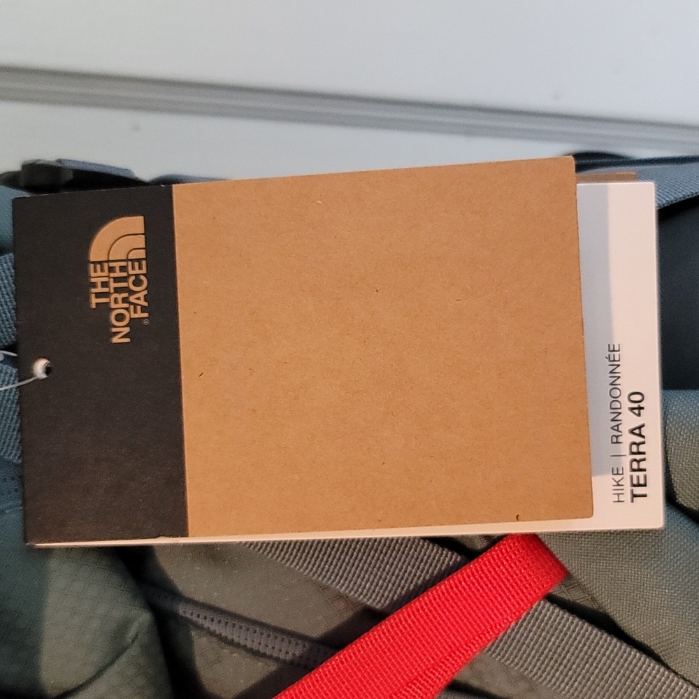 North face womens Terra 40 backpack - Picture 2 of 7